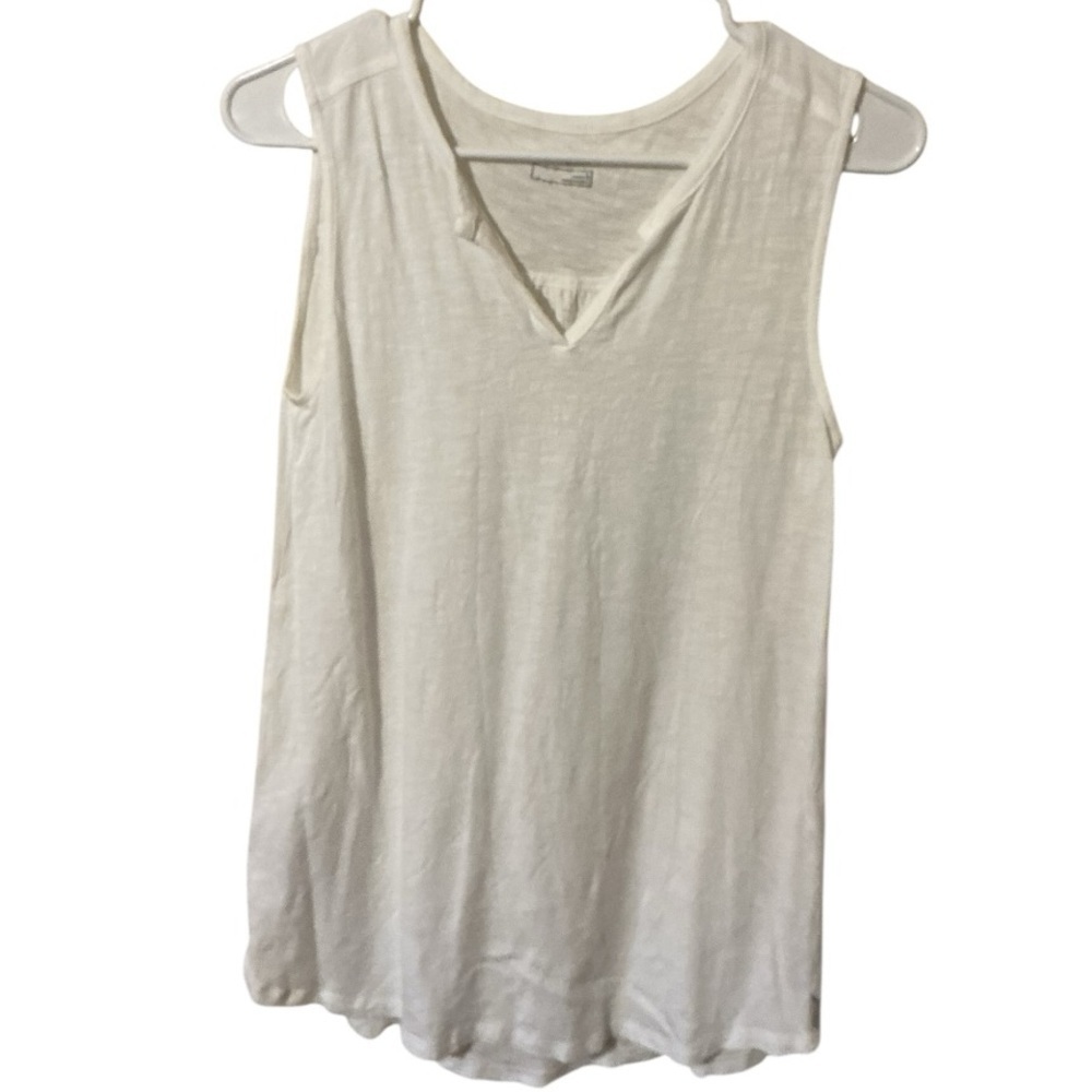 🌺Eddie Bauer White Sleeveless Top